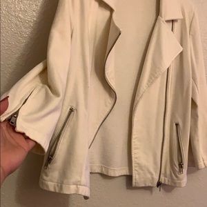 Forever 21 Jackets & Coats - Cream/white blazer Forever 21 Jackets & Coats - Cream/white blazer